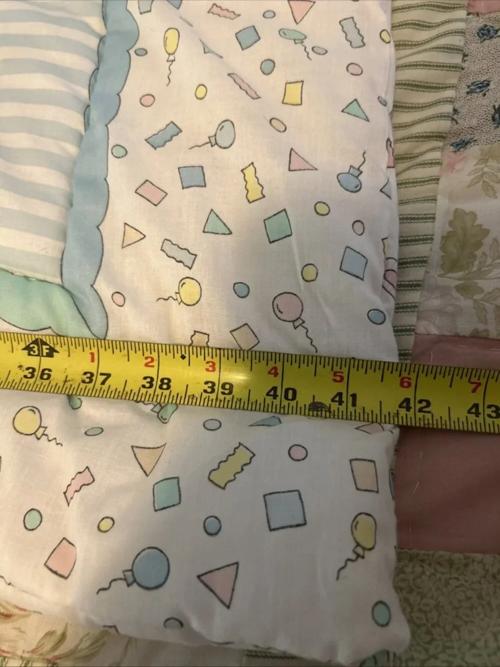 Vintage 80’s Baby Puffalumps Pastel Quilted Crib Blanket Comforter 41” X 31